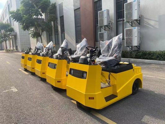 Four Wheel Electric Towing Tractor CE Electric Powered Tractor