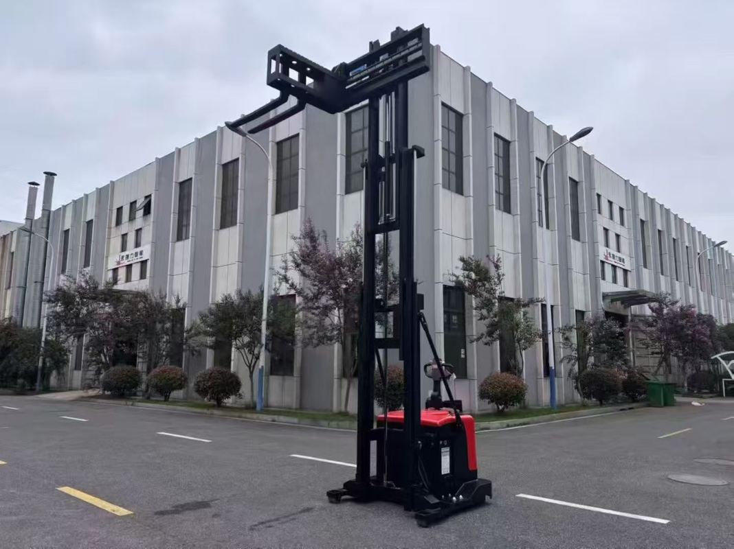 Electric Side Loader Forklift​​, 500kg Load Capacity with 4500mm Lifting Height 